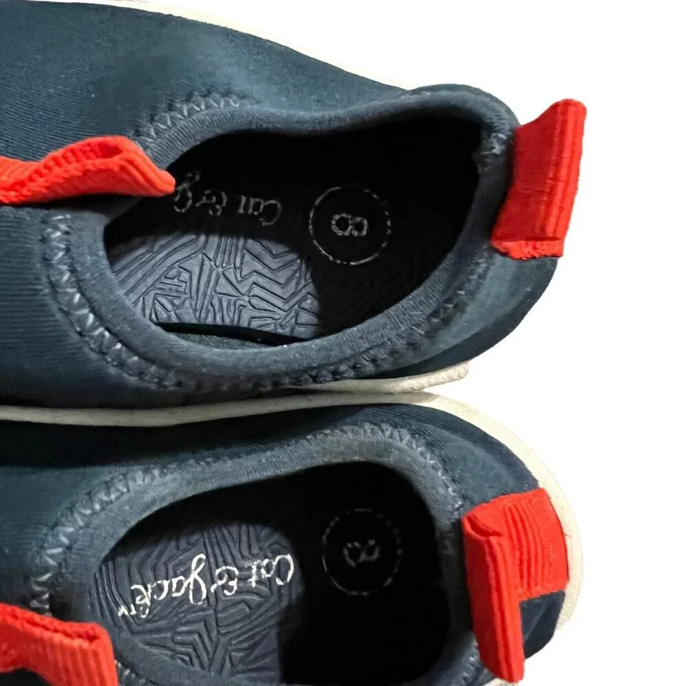 Cat & Jack Sz 8 Navy Blue Water Shoes